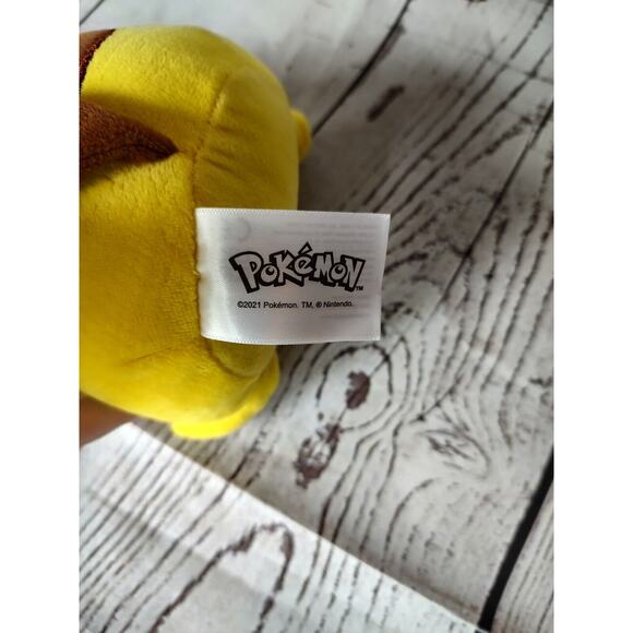 Pikachu Plush With Santa Hat Christmas Pokemon - Picture 4 of 8